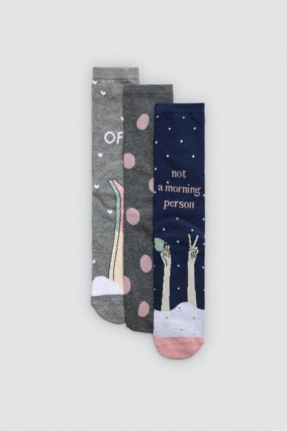 GOTEXTIL | Pack regalo 3 calcetines mujer Not a morning person - Ysabel Mora 12971.