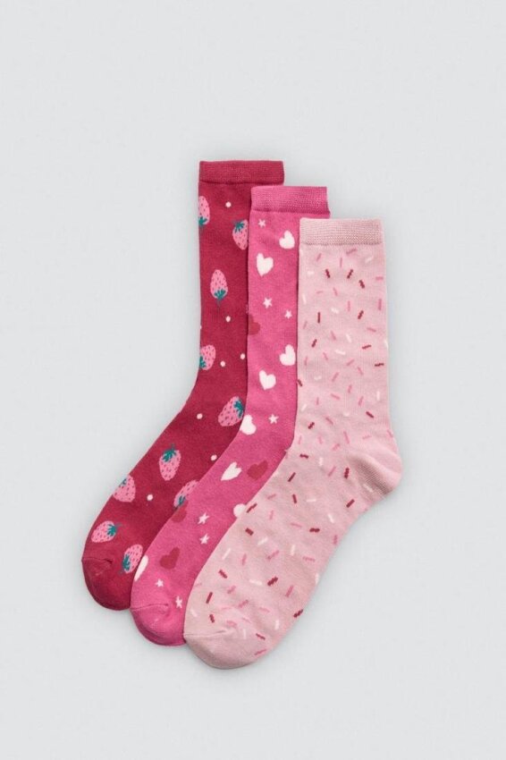 GOTEXTIL | Pack regalo 3 calcetines mujer Ysabel Mora 1972 – Diseños divertidos y packaging Birthday Socks