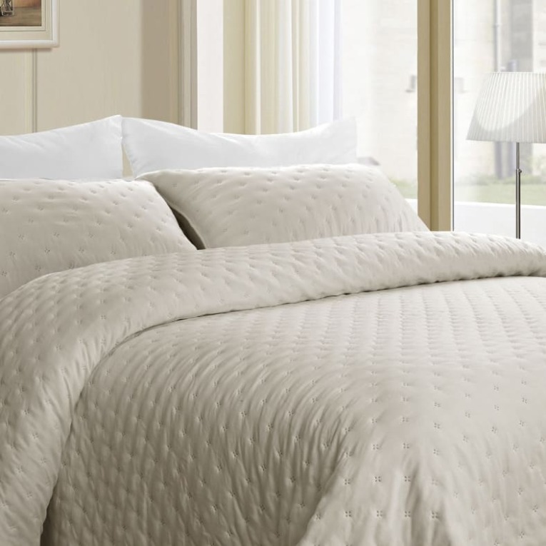 GOTEXTIL | Colcha Bouti Verano MATTINA Stilia Soft Touch con Fundas de Cojín | Colcha Verano Ligera 100 g/m²