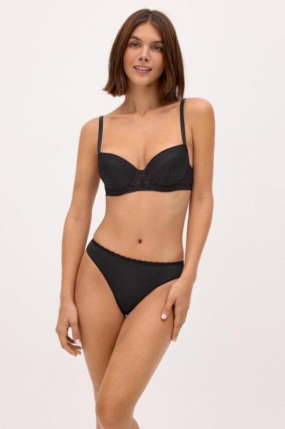 GOTEXTIL | Tanga de encaje Ysabel Mora 10832 Special You