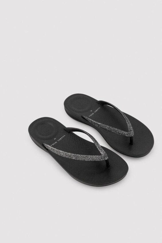 GOTEXTIL | Chanclas de dedo con tira brillante Ysabel Mora 86290